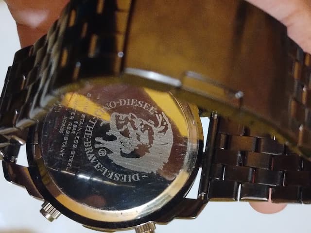 Jam Tangan Cowok Merk Diesel 
