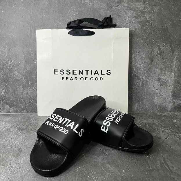 Sandal Selop Slip On Karet Essentials