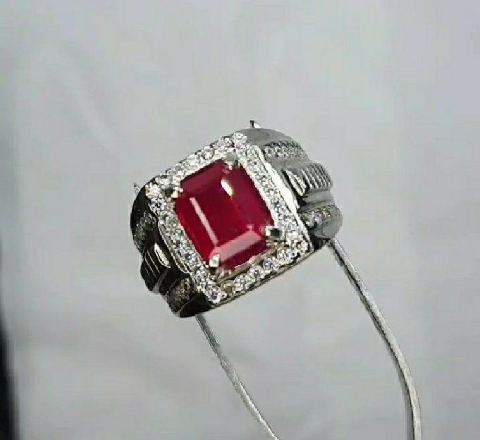 Ruby Pigeon Blood Burma Asli 