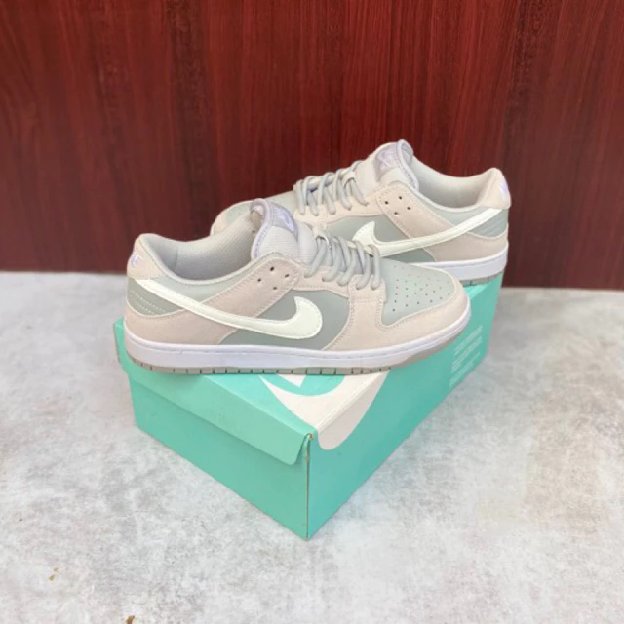 Sepatu Sneakers Basket Nike Sb Dunk Low Summit White Wolf Grey
