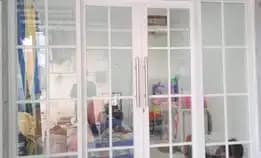 Kusen Aluminium Sekat Kaca/2
