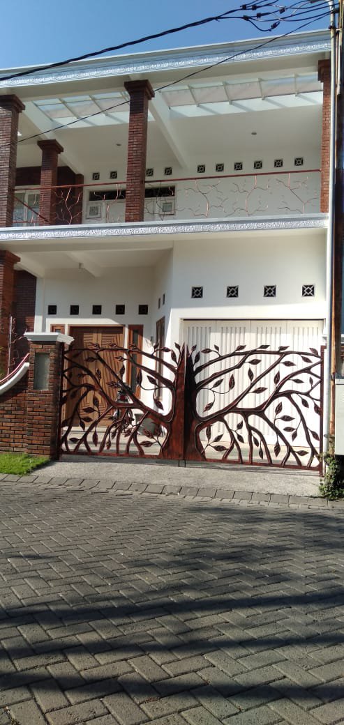 Dijual Rumah Mewah Hook Bukit Palma Surabaya 