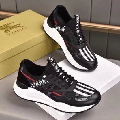 Sepatu Sneakers Pria Burberry