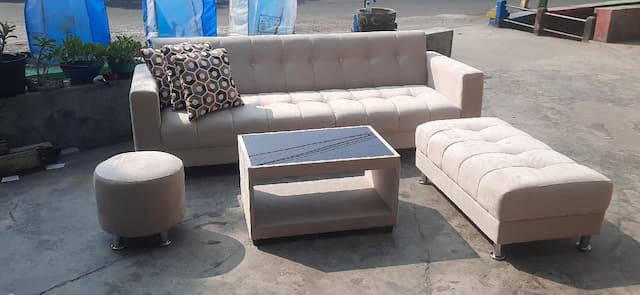 Sofa Minimalis Puff Panjang