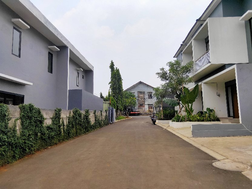 Termurah Di Tangerang Selatan Rumah 2 Lantai Lebar 8 Meter