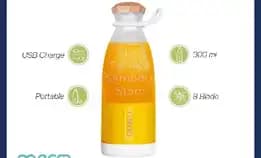 Mecoo Most Aesthetic Rechargeable Mini Portable Juicer 300ml Tritan Baby Food Grade Blender Jus Mini