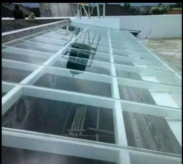 Canopy Kaca 
