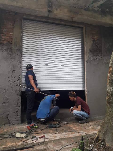 0895346220686 Tukang Rolling Door Cisarua, Sukabumi, Puncak 