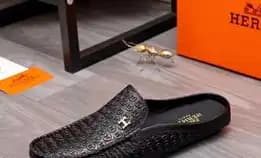 Sepatu Sandal Selop Pria Hermes