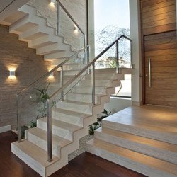 Railing Tangga Stenlies Kaca 