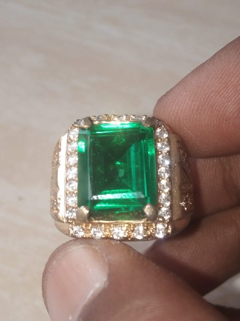 Cincin Batu Emerald Green 