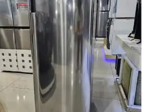 Frezer Es Batu Kulkas 1 Pintu Rak 6 Khusus Es Batu
