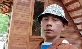 Wahyu Rumah Kayu
