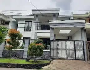 Dijual Rumah 2 Lantai Siap Dihuni Taman Laguna Cibubur Bekasi