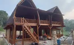 Wahyu Rumah Kayu