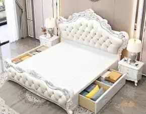 Tempat Tidur Mewah