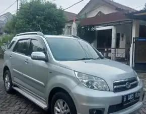 Dijual/Diewa Mobil Terios Manual