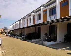 Rumah 2 Lantai Dan Siap Huni