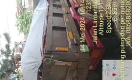 Truck Buang Puing