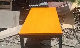 Meja Makan Cafe Kaki Kotak, Meja Kantor Kaki Kotak