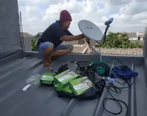 Melayani Toko Jasa Setting Service & Pasang Baru Antenatv Parabola Di Pesanggrahan Jak-Sel