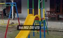 Gambar Ayunan Besi Bulat Besar Dan Mainan Playground Kec Kawalu Tasikmalaya Kota
