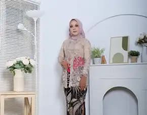 Favorit, Butik Kebaya Modern Wisuda, Kebaya Tunangan, Kutubaru, Anak Sma, Palopo, Neng Lina Kebaya