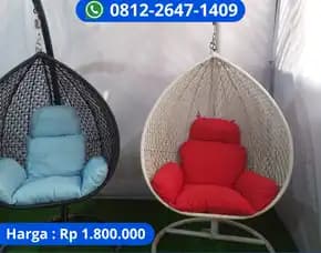 Ayunan Rotan Sintetis Gantung Dengan Konsep Natural