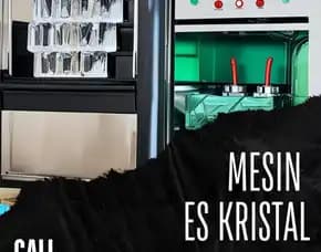 35. Mesin Buat Es Kristal