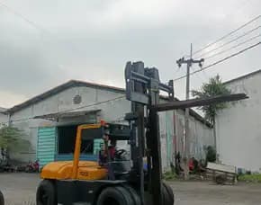 Jasa Sewa Forklift Terpercaya Di Daerah Krembangan Surabaya Dan Sekitarnya