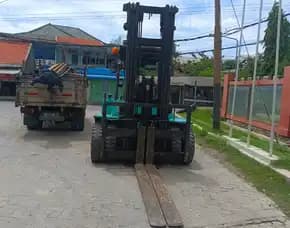 Berkualitas Layanan Sewa Forklift 3 Ton Bongkar Muat Surabaya Tambaksari