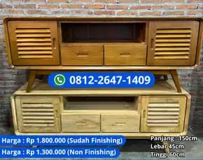 Meja Tv Jati Bergaya Tradisional Dengan Aksen Modern