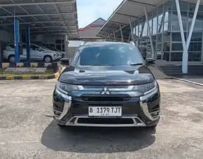2019 Mitsubishi Outlander Black