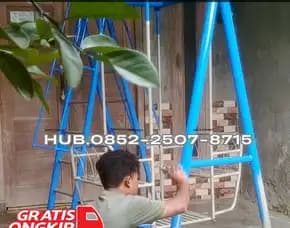Gambar Ayunan Besi Bulat Besar Dan Mainan Playground Kec Geger Bangkalan