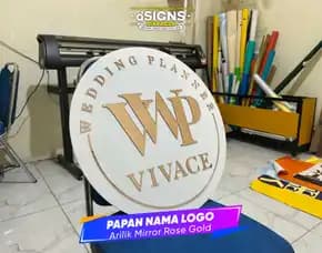 Custom Logo Akrilik Gold - Papan Nama Usaha - Papan Iklan