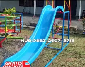 Gambar Ayunan Besi Dan Jungkat Jungkit Kec Balen Bojonegoro