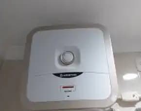 Service Water Heater Jakarta Selatan Wa 081262988220 Bergaransi