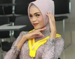 Terbaik, Toko Kebaya Tunangan, Kebaya Wisuda, Kondangan, Banjarmasin, Neng Lina Kebaya