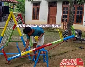 Rekomendasi Ayunan Besi Bulat Rekomendasi Taman Rumah Joglo Kec Camplong Sampang