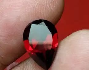 Natural No Treatment Garnet Pyrope Tetes Air 4.15ct