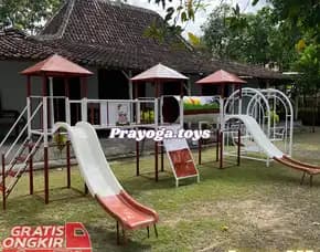 Desain Model Ayunan Besi Pas Untuk Taman Rumah Estetik Kec Campurdarat Tulungagung