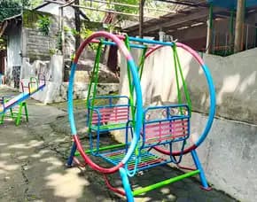 Ahlinya Ayunan Besi Taman Dan Prosotan Kolam Renang Di Cluwak Pati