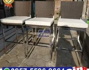Kursi Bar Rotan Sintetis Kaki Stainles