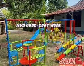 Ayunan Besi Pakai Atap Cocok Untuk Taman Rumah Kekinian Kec Cugenang Cianjur
