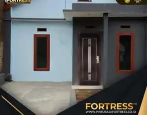 (Fortress) Pintu Samping Rumah Subsidi Di Padang Panjang