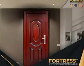 (Fortress) Pintu Kamar Baja Kupu Tarung Di Palu