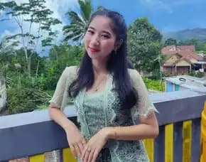 Terbaru, Kebaya Modern Kutubaru, Kebaya Lengan Pendek, Acara Formal, Flores, Neng Lina Kebaya