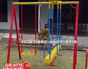 Gambar Ayunan Besi Klasik Dan Mainan Playground Outdoor Kec Karangpilang Kota Surabaya
