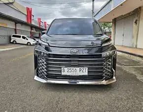 Toyota Voxy Black 2023
