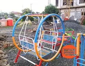 Pusat Mainan Playground Ayunan Besi Di Surabaya